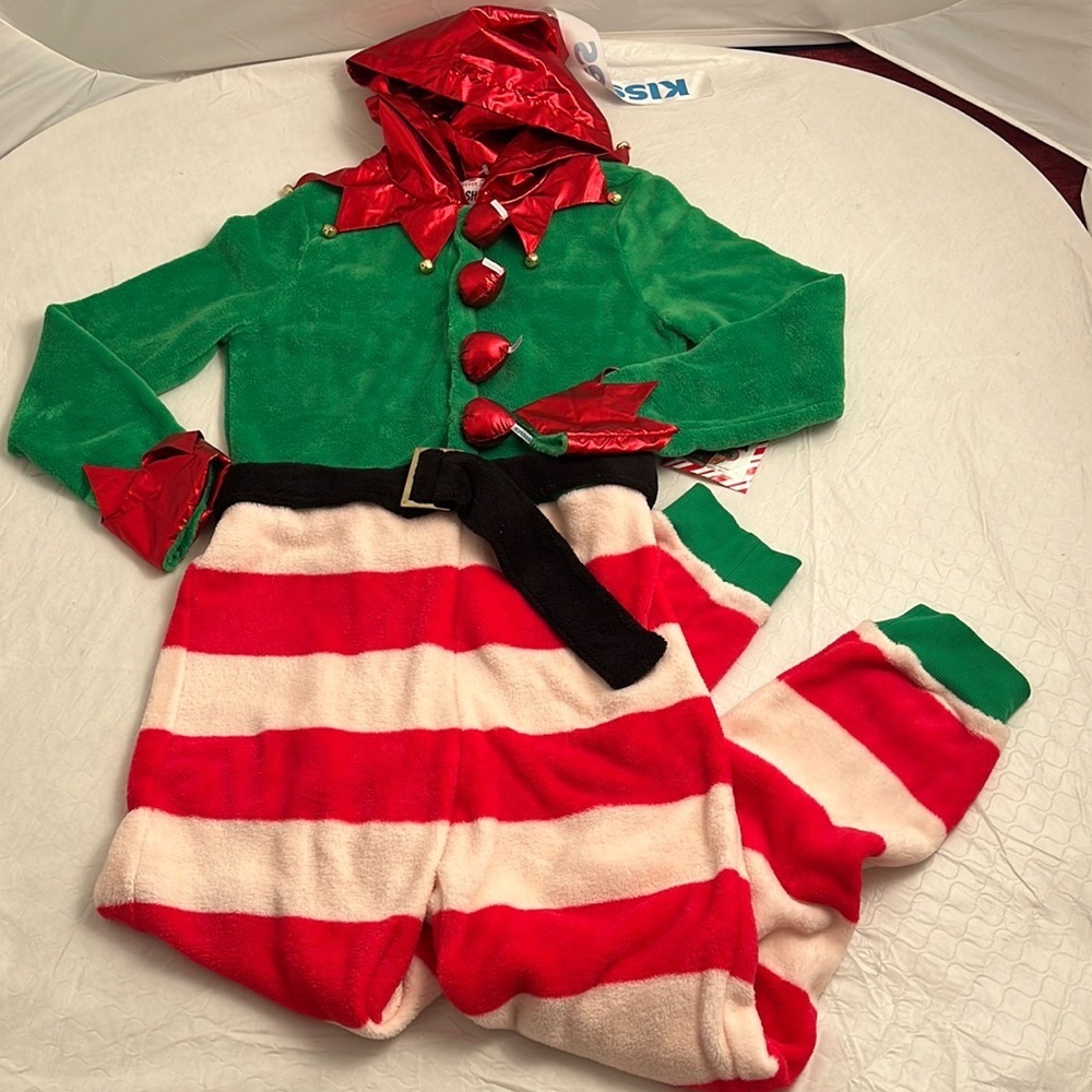 Forever 21 x Hershey’s Christmas Kiss red green onesie union suit M